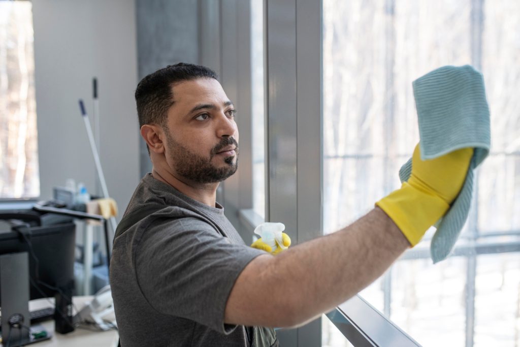 31 - Housekeeping Connect Services Ltd - Window Cleaning: Achieving a Streak-Free Shine 